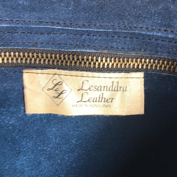 Lesanddra Leather Tote Bag - Picture 5 of 7
